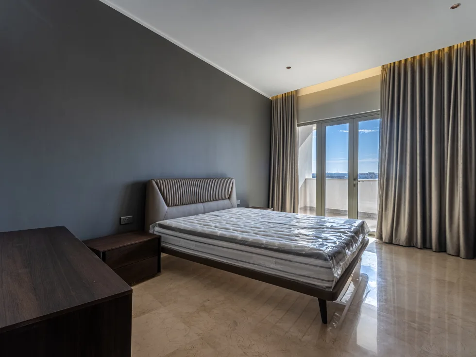 3 bed Apartment For Rent in Sliema, Sliema - thumb 11