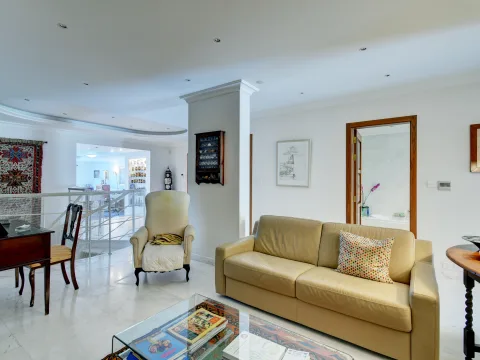 4 bed Apartment For Sale in St Julian's, St Julian's - thumb 13