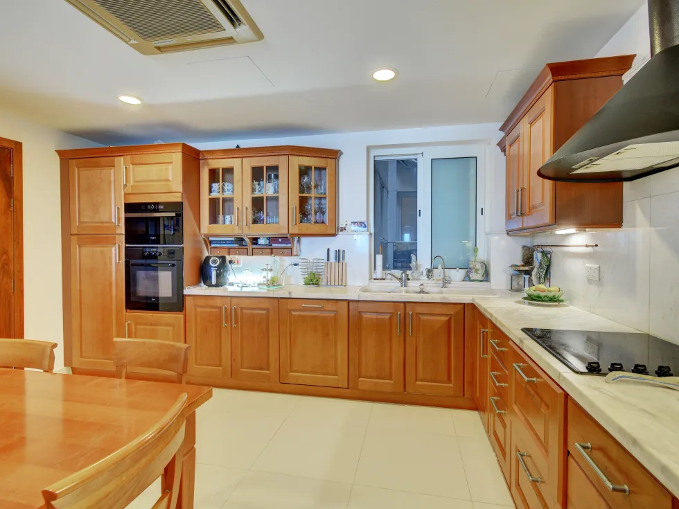 4 bed Apartment For Sale in St Julian's, St Julian's - thumb 16