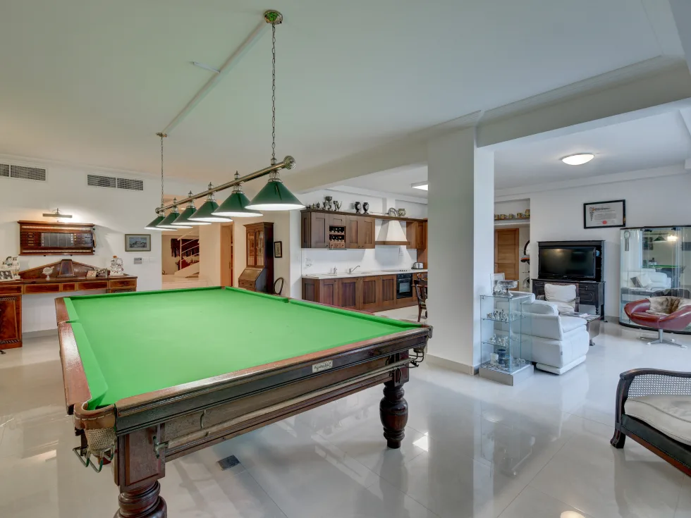 4 bed Apartment For Sale in St Julian's, St Julian's - thumb 19