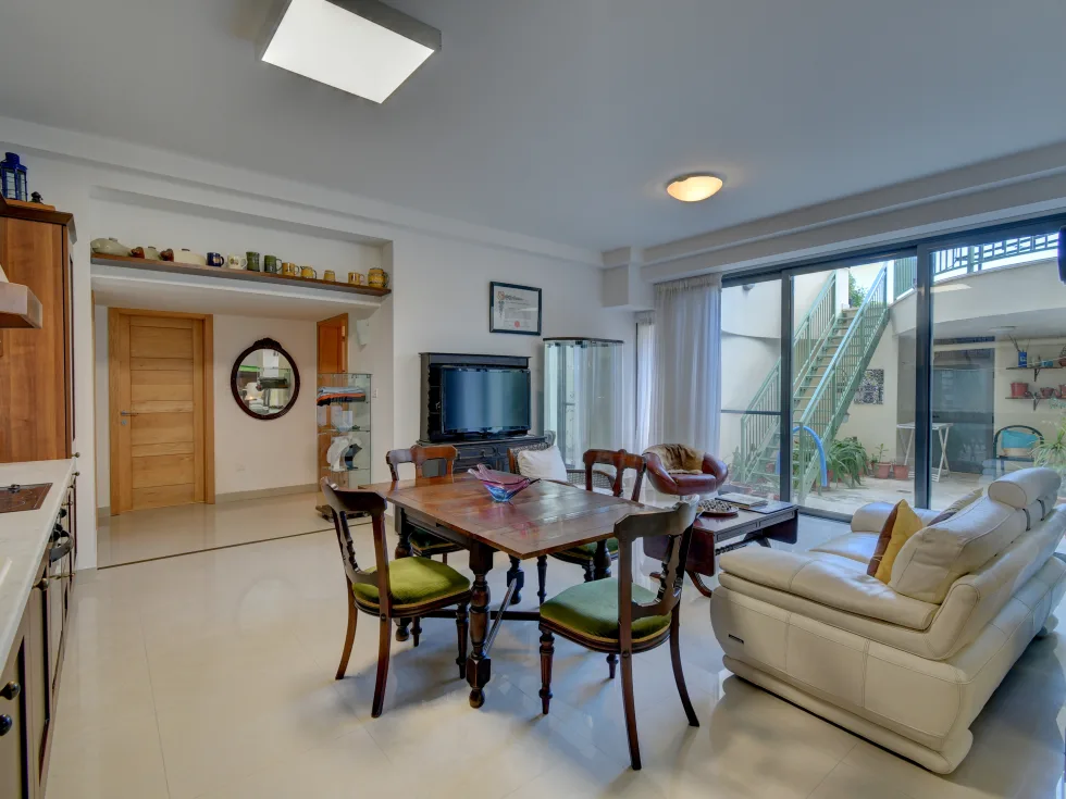 4 bed Apartment For Sale in St Julian's, St Julian's - thumb 22