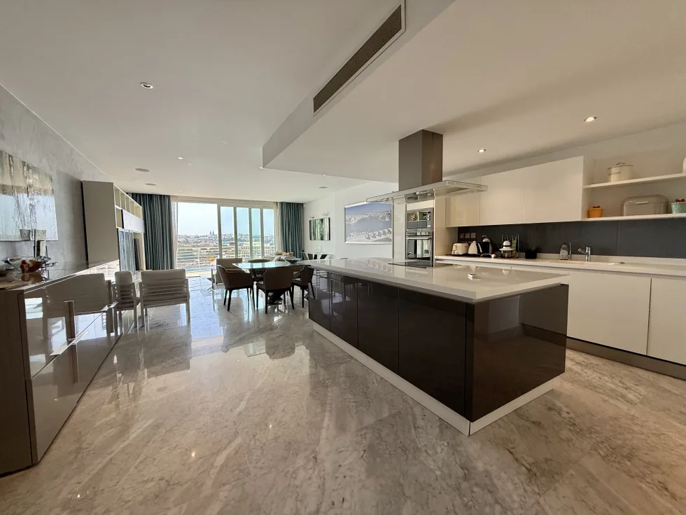 3 bed Apartment For Rent in Sliema, Sliema - thumb 6