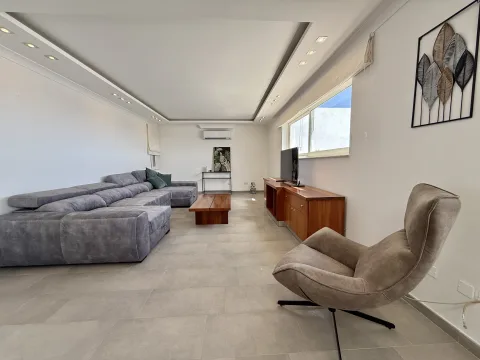 3 bed Penthouse For Rent in Mellieha, Mellieha - thumb 5