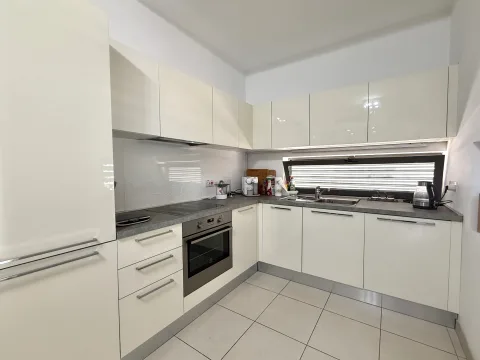 2 bed Apartment For Rent in St Julian's, St Julian's - thumb 3