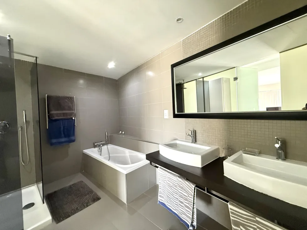 2 bed Apartment For Rent in St Julian's, St Julian's - thumb 5