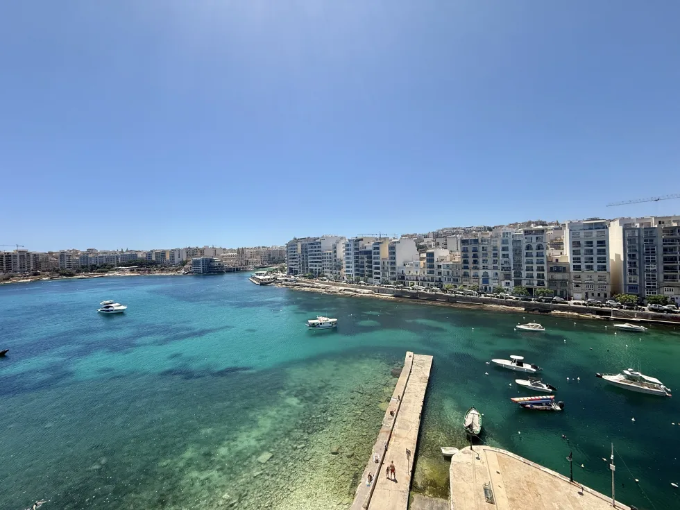 2 bed Apartment For Rent in St Julian's, St Julian's - thumb 3