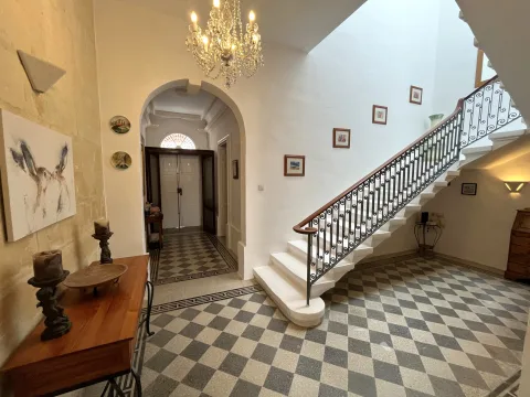 3 bed Town House For Rent in Sliema, Sliema - thumb 7