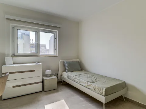 3 bed Apartment For Rent in Pembroke, Pembroke - thumb 14