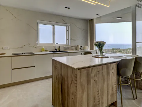 3 bed Apartment For Rent in Pembroke, Pembroke - thumb 6