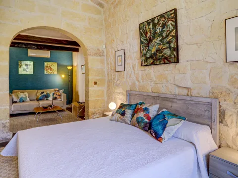 9 bed House of Character For Sale in Birkirkara, Birkirkara - thumb 10