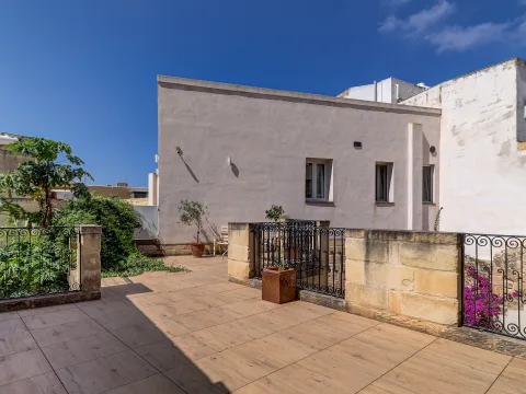 9 bed House of Character For Sale in Birkirkara, Birkirkara - thumb 13