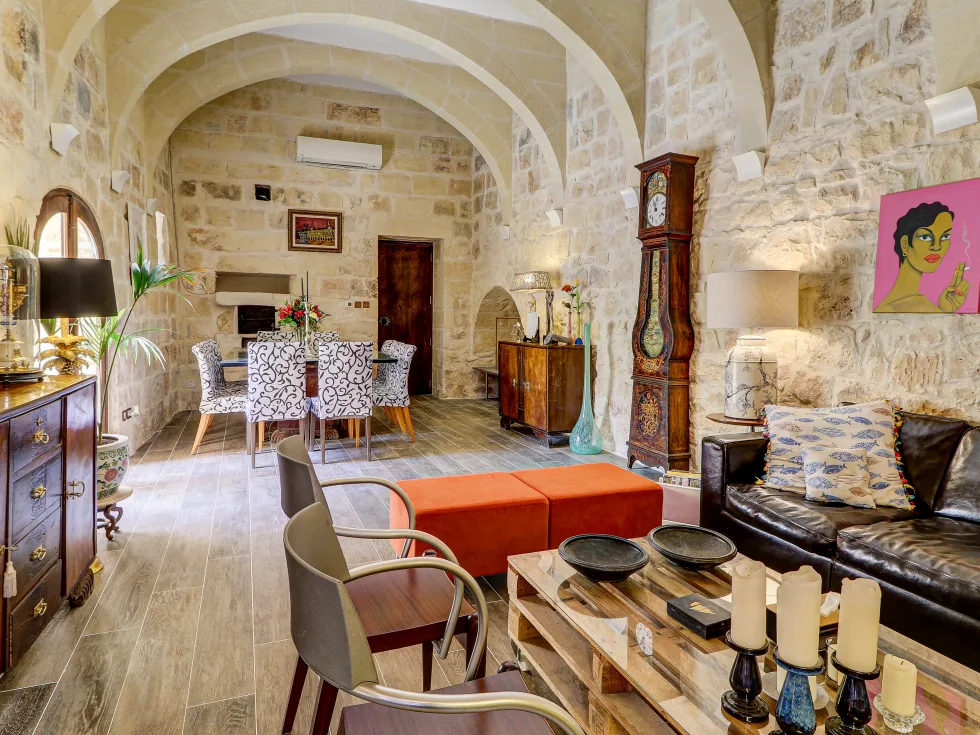 9 bed House of Character For Sale in Birkirkara, Birkirkara - thumb 17