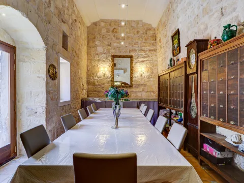 9 bed House of Character For Sale in Birkirkara, Birkirkara - thumb 3