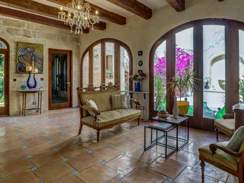 9 bed House of Character For Sale in Birkirkara, Birkirkara - thumb 5