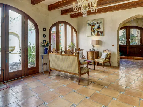 9 bed House of Character For Sale in Birkirkara, Birkirkara - thumb 6