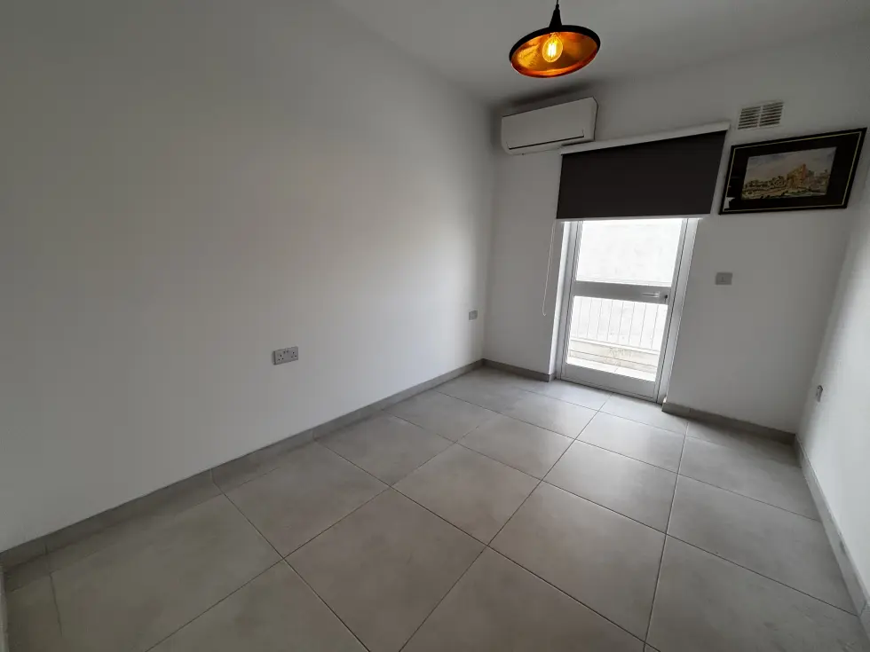 3 bed Apartment For Rent in St Julian's, St Julian's - thumb 13