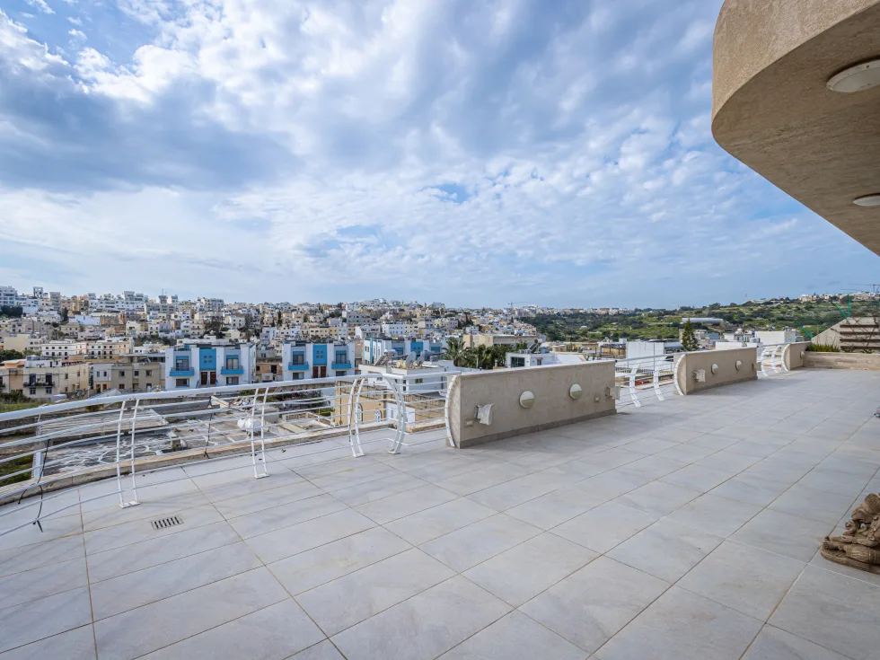 4 bed Penthouse For Rent in Swieqi, Swieqi - thumb 2