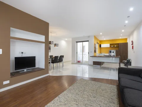 3 bed Apartment For Rent in Swieqi, Swieqi - thumb 5