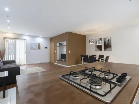 3 bed Apartment For Rent in Swieqi, Swieqi - thumb 9