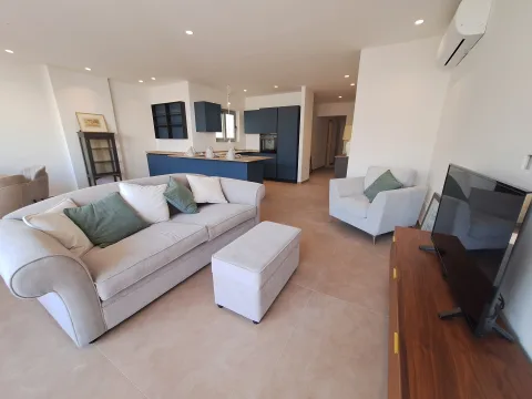 3 bed Apartment For Rent in Sliema, Sliema - thumb 1