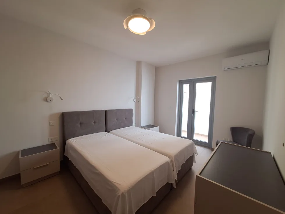 3 bed Apartment For Rent in Sliema, Sliema - thumb 6