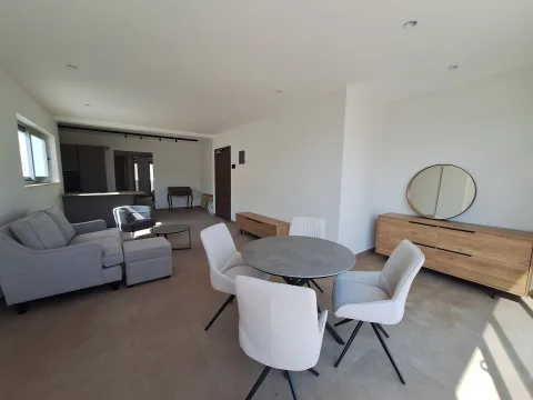 2 bed Apartment For Rent in Sliema, Sliema - thumb 3