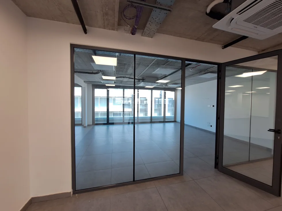 0 bed Office For Rent in Ta' Xbiex, Ta' Xbiex - thumb 2