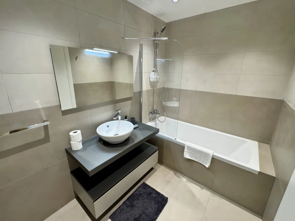 3 bed Apartment For Rent in St Paul's Bay, St Paul's Bay - thumb 5