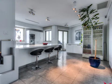 3 bed Apartment For Sale in Sliema, Sliema - thumb 10