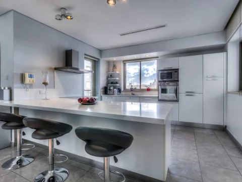 3 bed Apartment For Sale in Sliema, Sliema - thumb 8