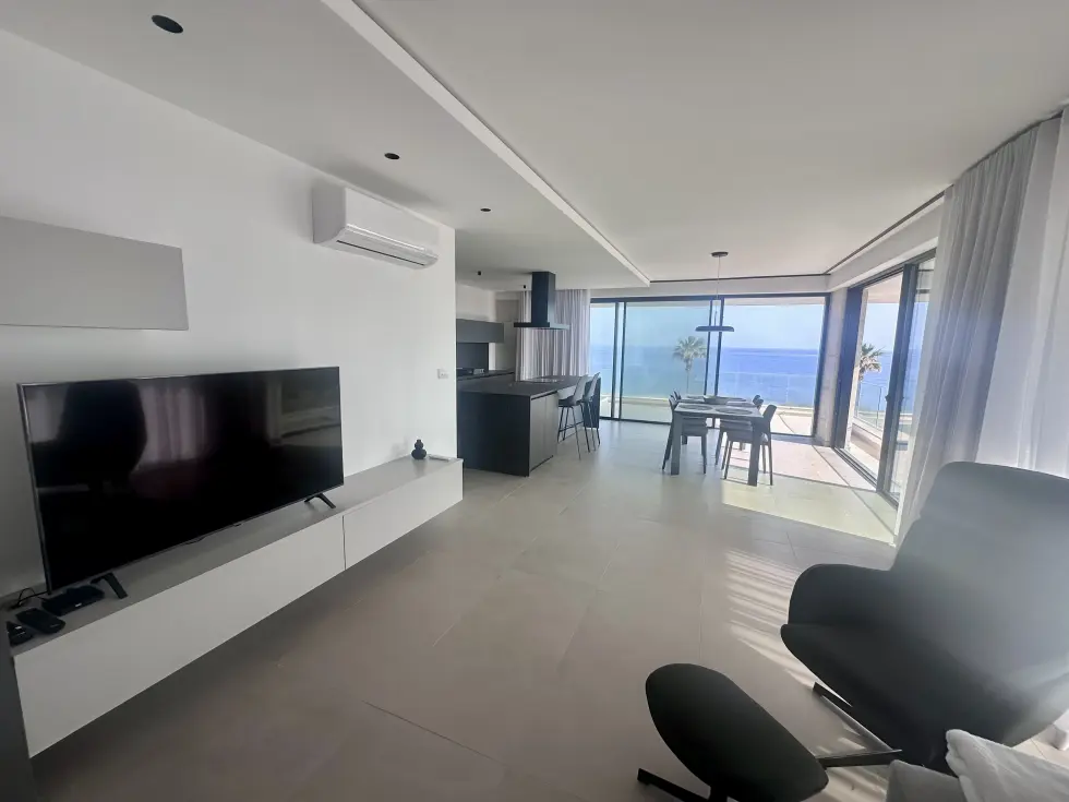 3 bed Apartment For Rent in St Paul's Bay, St Paul's Bay - thumb 3