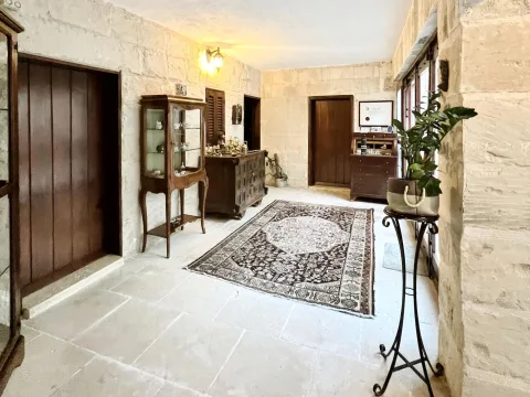 5 bed Farmhouse For Sale in Mosta, Mosta - thumb 5