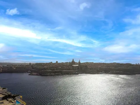 3 bed Apartment For Rent in ,  - thumb 2