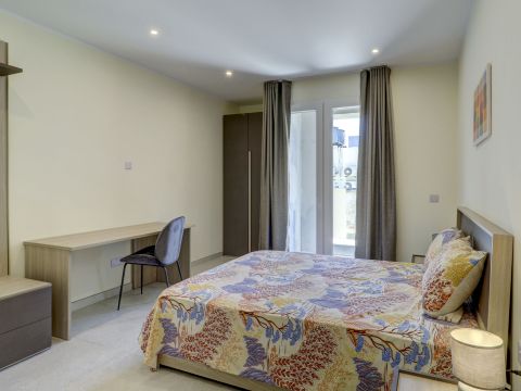 3 bed Apartment For Rent in St Julian's, St Julian's - thumb 11