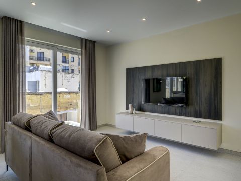 3 bed Apartment For Rent in St Julian's, St Julian's - thumb 4