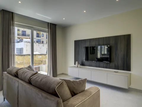 3 bed Apartment For Rent in St Julian's, St Julian's - thumb 4