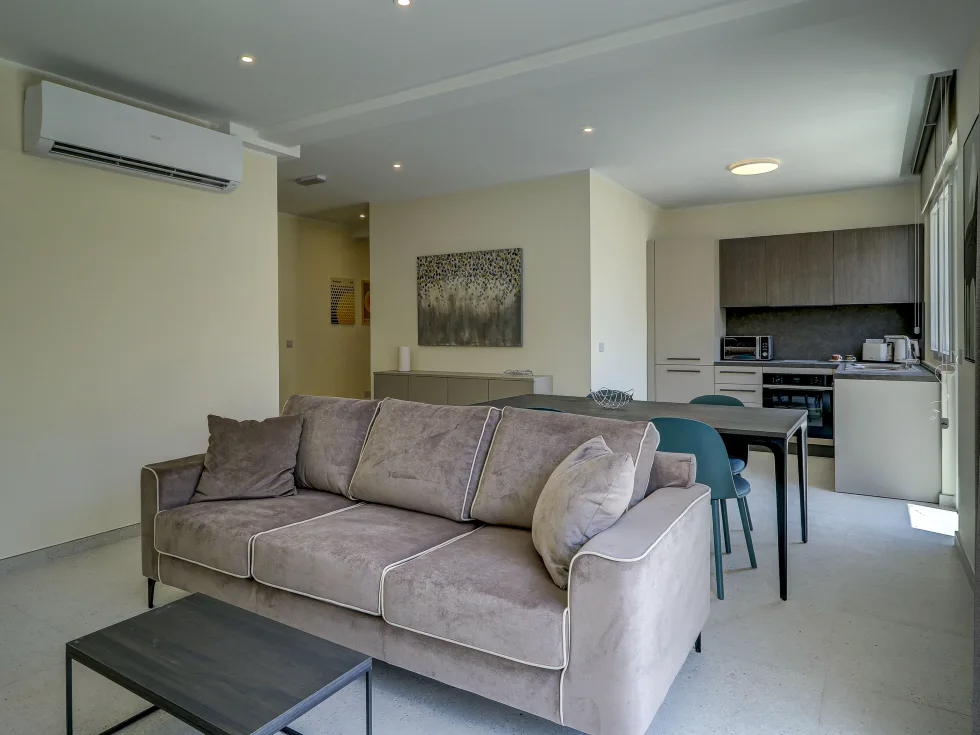 3 bed Apartment For Rent in St Julian's, St Julian's - thumb 5