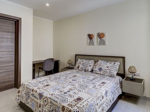 3 bed Apartment For Rent in St Julian's, St Julian's - thumb 8