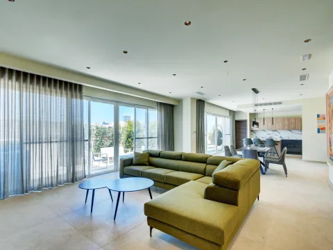 3 bed Penthouse For Rent in St Julian's, St Julian's - thumb 8