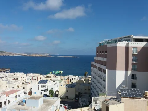 2 bed Penthouse For Rent in St Paul's Bay, St Paul's Bay - thumb 1