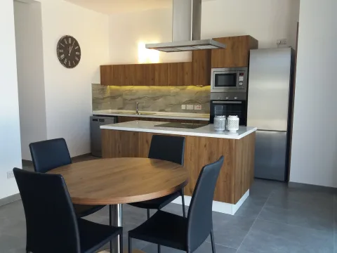 2 bed Penthouse For Rent in St Paul's Bay, St Paul's Bay - thumb 6