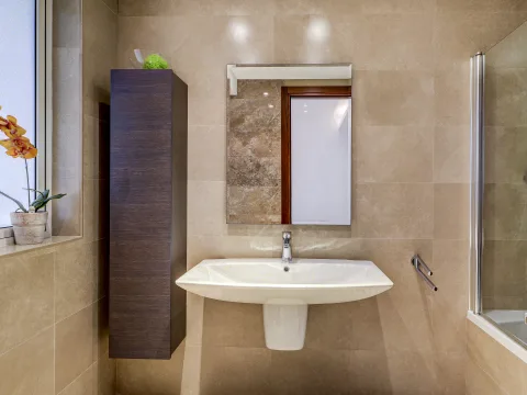 2 bed Apartment For Rent in Sliema, Sliema - thumb 17