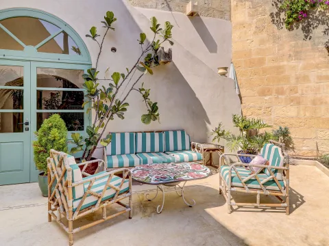 2 bed Town House For Rent in Zebbug, Zebbug - thumb 3