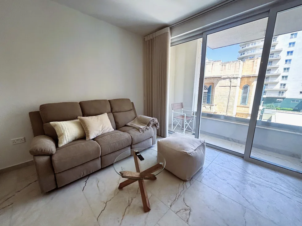 2 bed Apartment For Rent in Sliema, Sliema - thumb 3