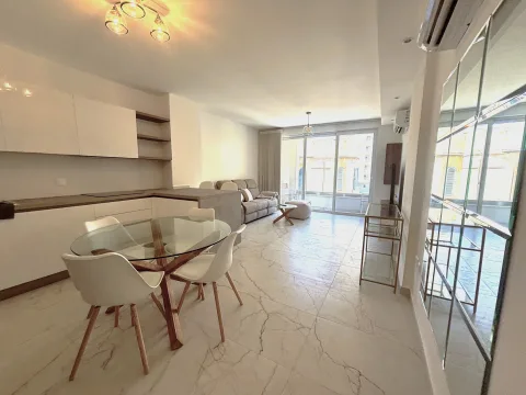 2 bed Apartment For Rent in Sliema, Sliema - thumb 6