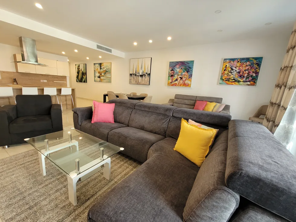 2 bed Apartment For Rent in Swieqi, Swieqi - thumb 1