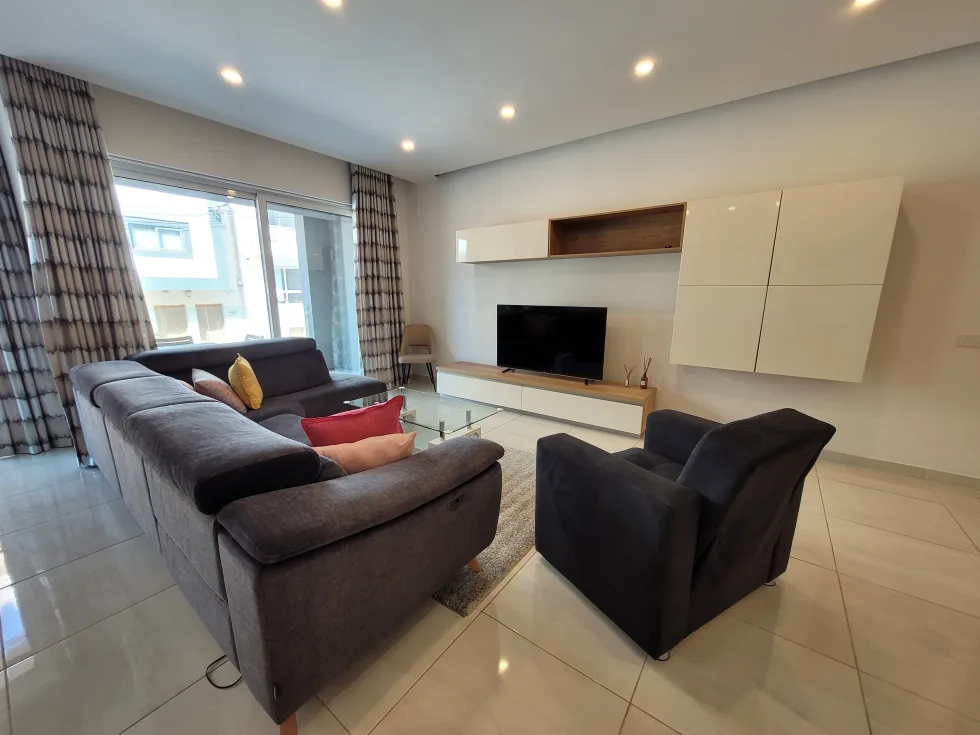 2 bed Apartment For Rent in Swieqi, Swieqi - thumb 2