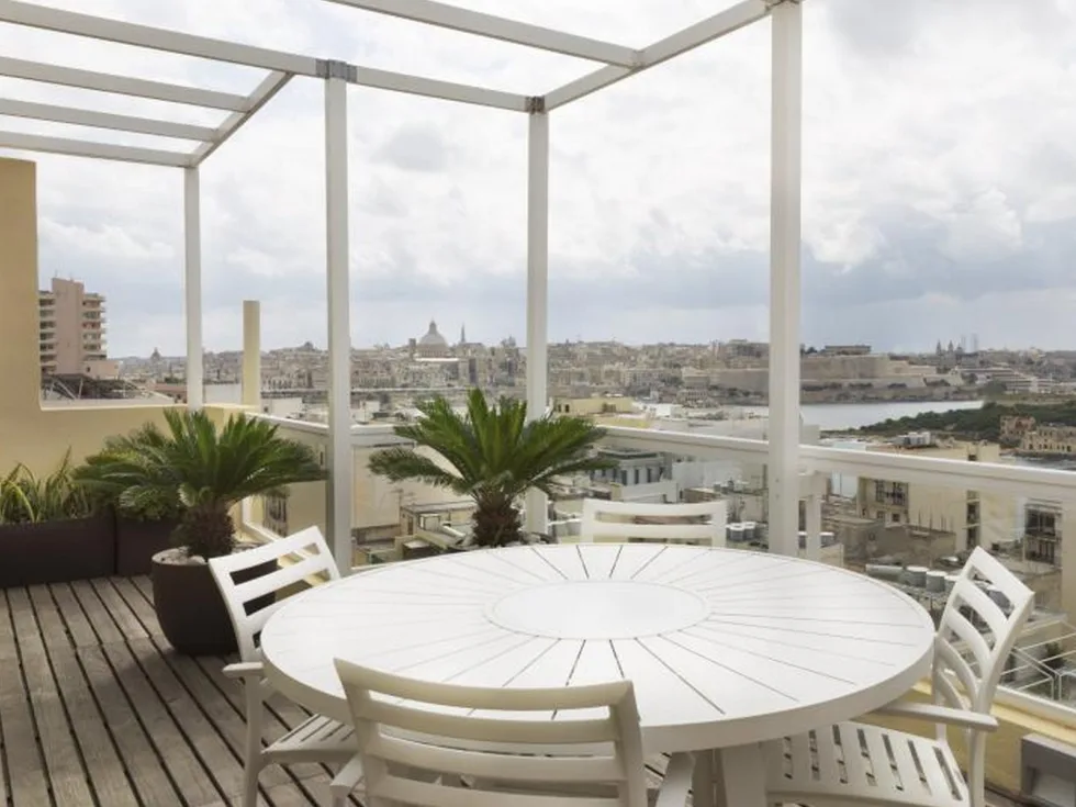 3 bed Apartment For Rent in Sliema, Sliema - thumb 1