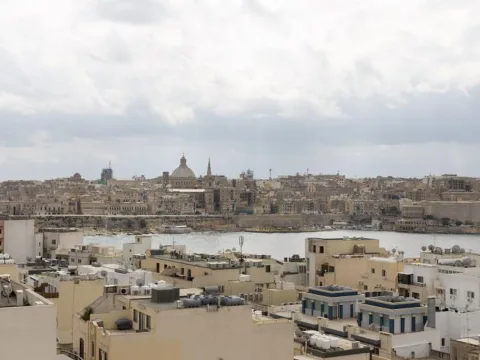 3 bed Apartment For Rent in Sliema, Sliema - thumb 2