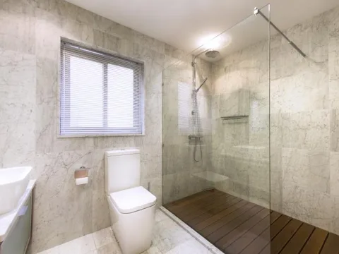 3 bed Apartment For Rent in Sliema, Sliema - thumb 9